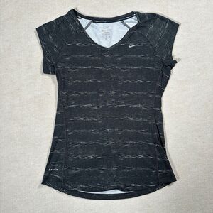 Womens Nike Dri-FIT Miler Running Shirt Black White Performance Small 717420